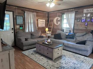 134 Samuel St, Winnie, TX 77665