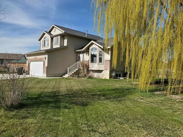 1528 W 2865 S, Syracuse, UT 84075