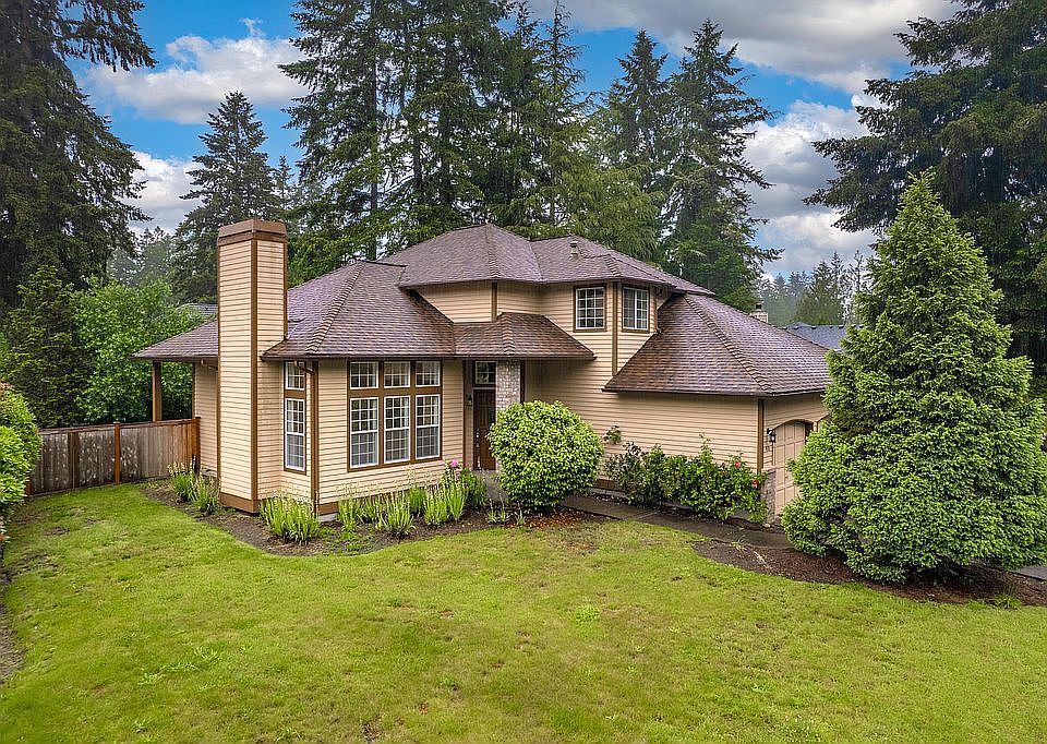 1st image of 4901 Eagle Creek Ln #L