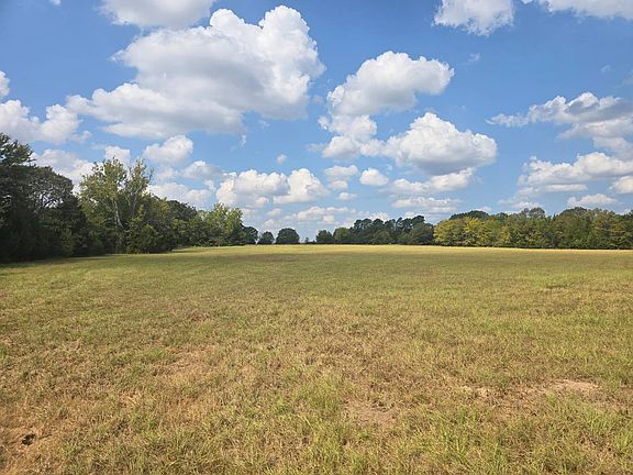 3rd image of N 4240th Rd