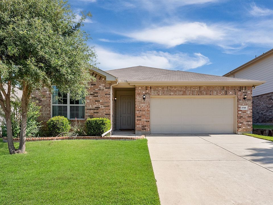 1st image of 5709 Del Rey Dr