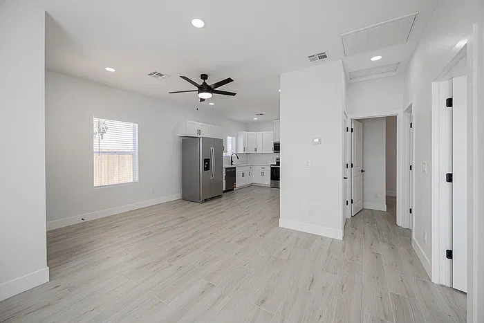 2 bed, 2.0 bath, 750 sqft, $1,695 — Photo 4