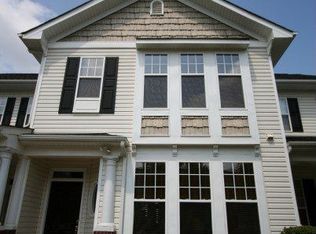 2041 Gable Way Ln, Matthews, NC 28104