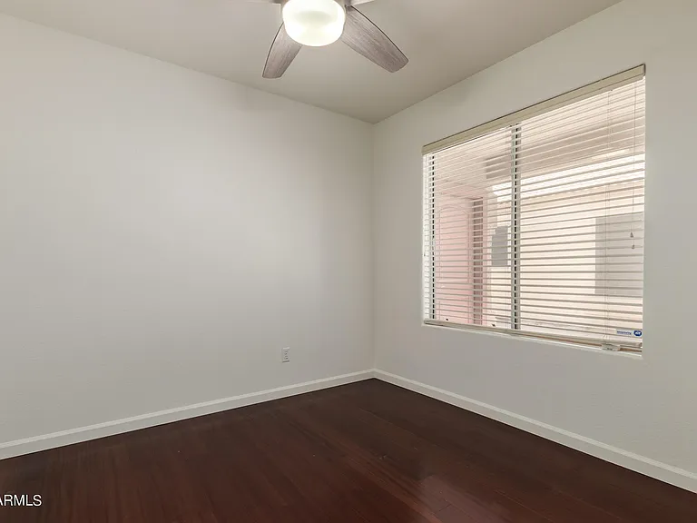 4634 E Grovers Ave — Photo 22