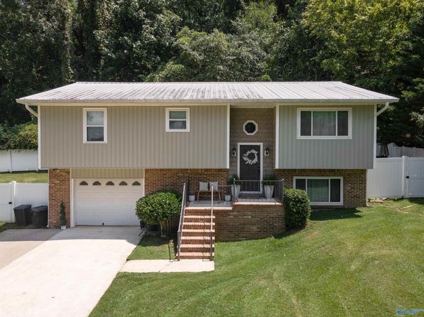 3387 Cedar Ln