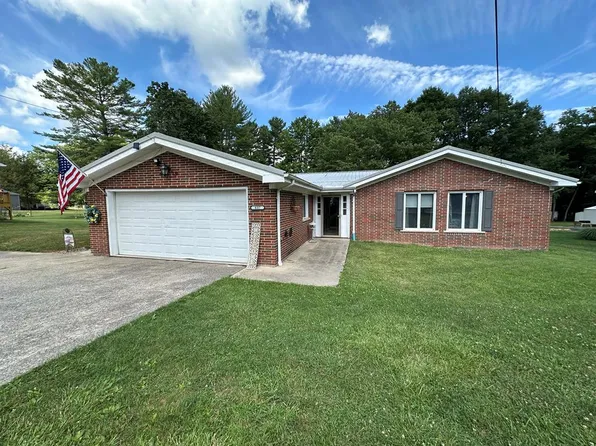 837 Grandview Rd, Daniels, WV 25832