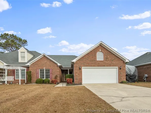 4409 Bluebush Dr, Fayetteville, NC 28312