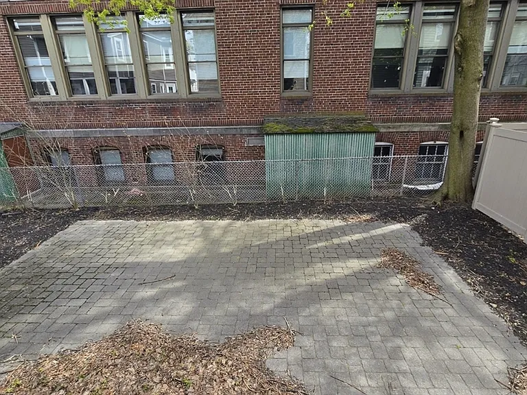 60 Bristol Rd #1 — Photo 10