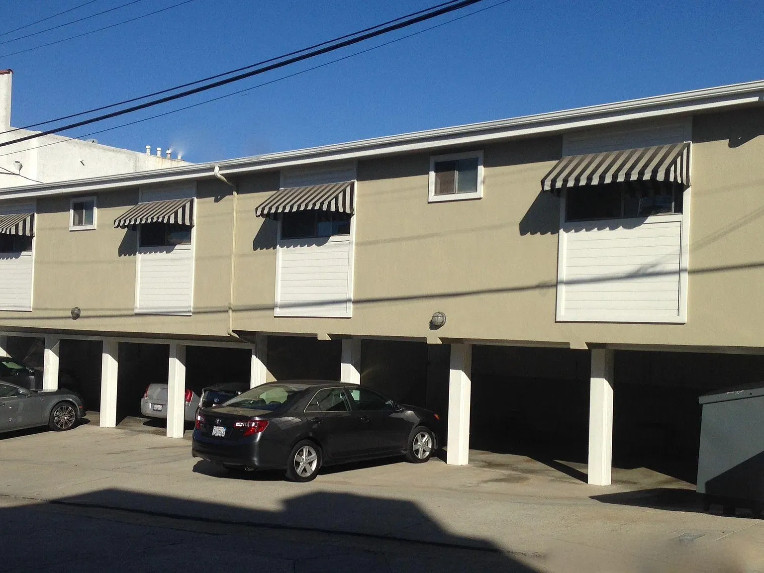 2 bed, 1100 sqft, $2,950 — Photo 3