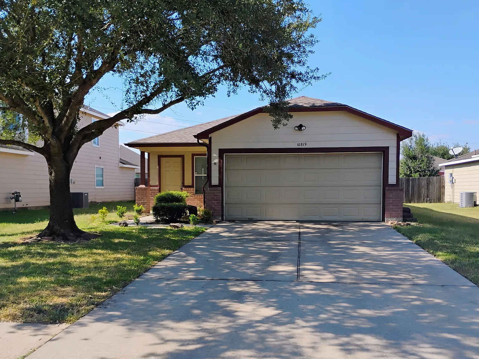 3 bed, 1604 sqft, $2,000 — Photo 3