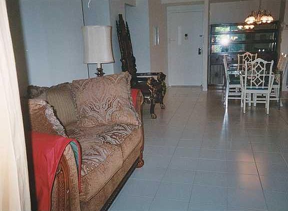4th image of 4330 Hillcrest Dr APT 315