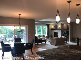 1716 Stone Crest Dr NE #4, Rochester, MN 55906