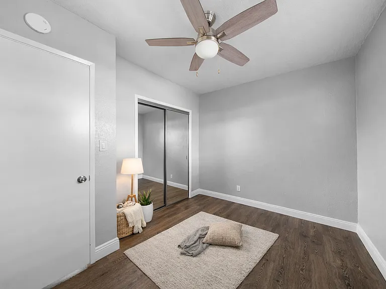 7800 Athens Circle — Photo 13