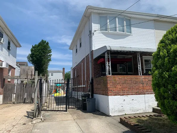 328 Beach 13th St, Far Rockaway, NY 11691
