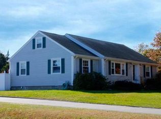 31 Capeview St, Fairhaven, MA 02719