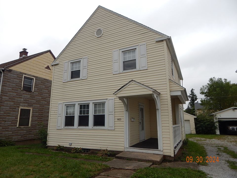1st image of 1423 Roslyn Ave SW