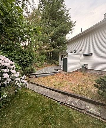 4th image of 34 Lenox St