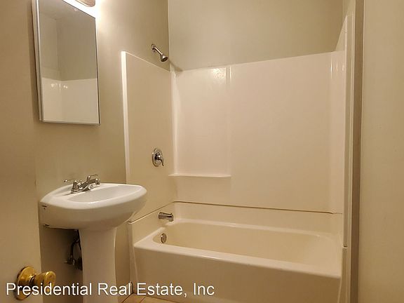 5th image of 218 Colin B Kelly Dr #11369091
