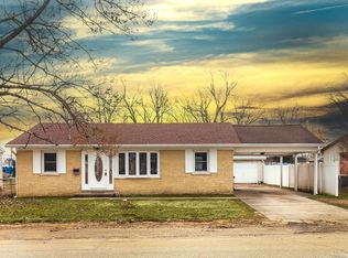 1136 E Water St, Mount Vernon, IN 47620