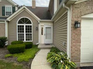 6865 Hampton Cir, Gurnee, IL 60031