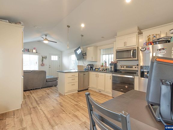 5th image of 455 SW Liberty Bell Dr #14