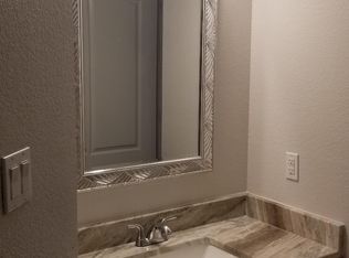 229 Stanley Dr, Aubrey, TX 76227