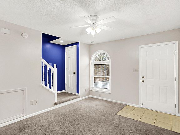 3rd image of 839 E Sherwood Hills Dr