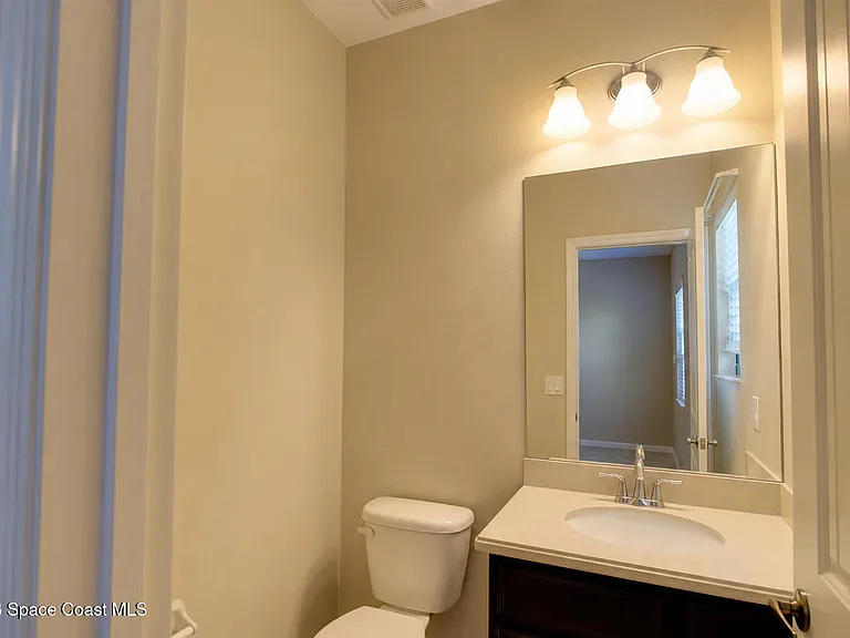 8810 Napolo Dr — Photo 27