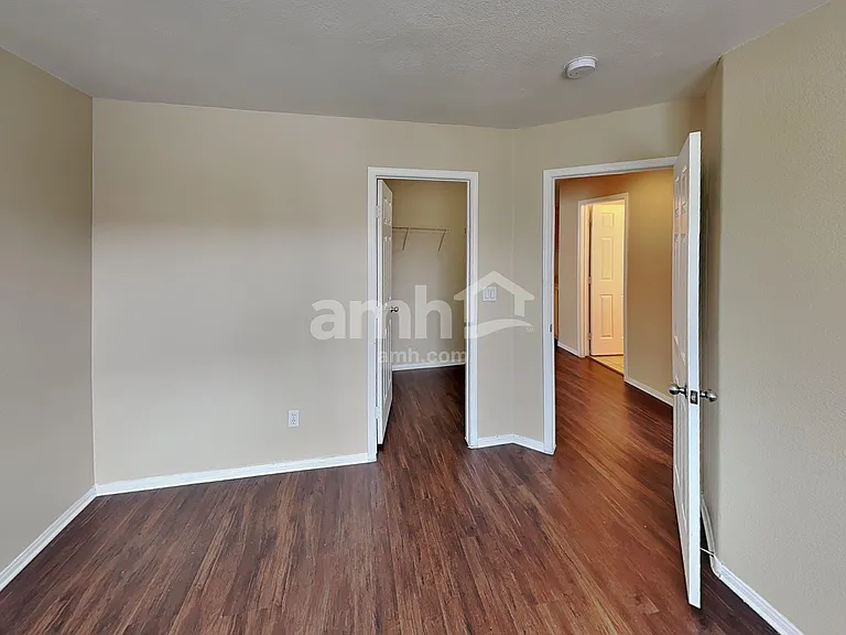 8060 Villa Trovas Ct — Photo 17