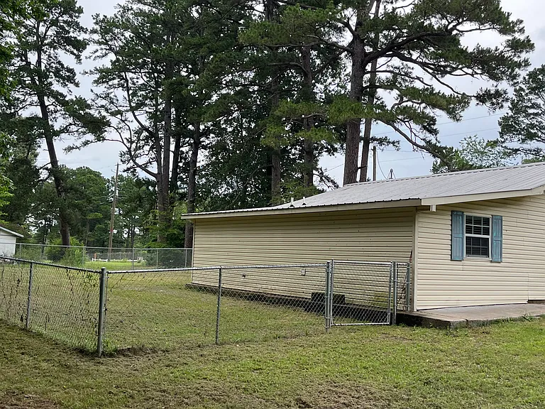 405 Scenic Hill Rd — Photo 3
