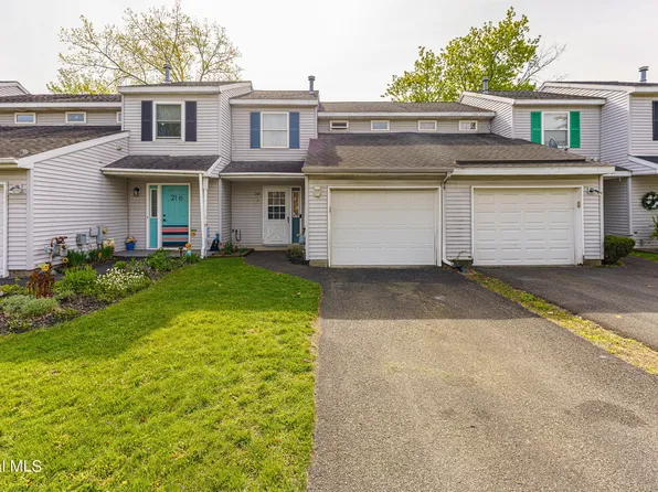 21D Louis Avenue, Menands, NY 12204