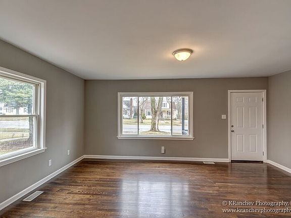 4th image of 843 Henry Clay Blvd