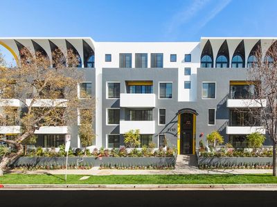 1110 Glenville Dr APT 203, Los Angeles, CA, 90035