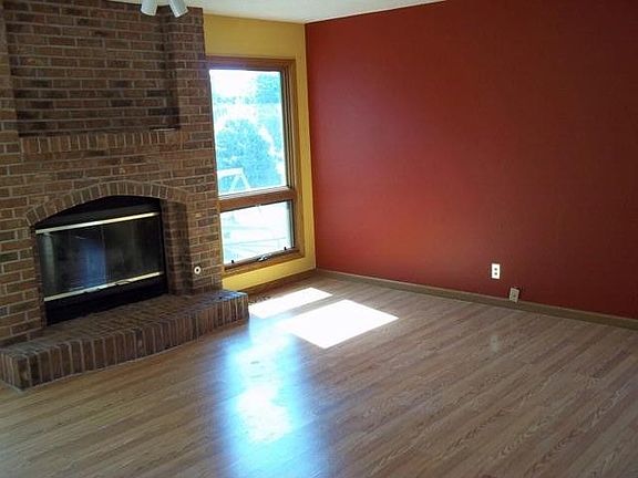 3rd image of 2235 S 117th Cir