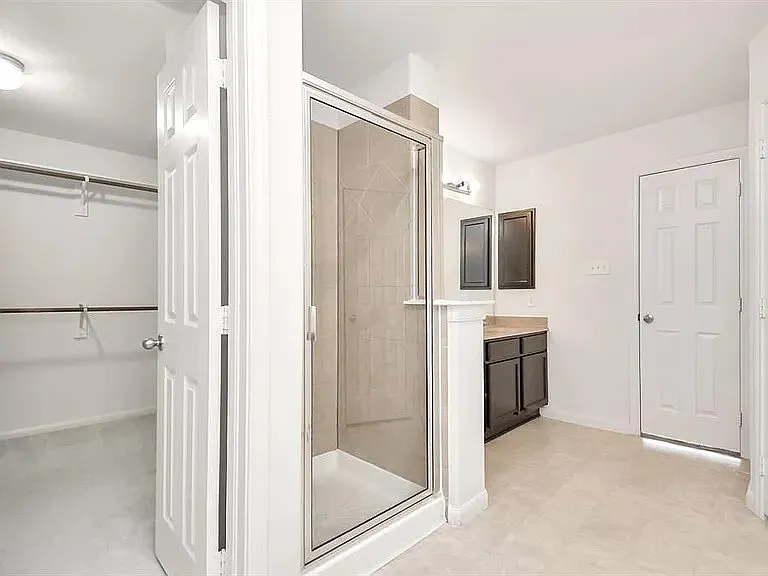 6411 Atlasridge Dr — Photo 5