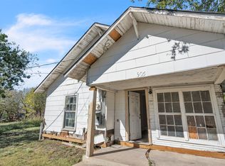 905 E Ward St, Decatur, TX 76234
