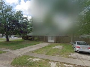 2807 Lawnwood Dr, Ocean Springs, MS 39564