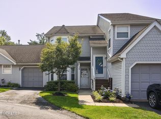 39 Poplar Pl, Freehold, NJ 07728