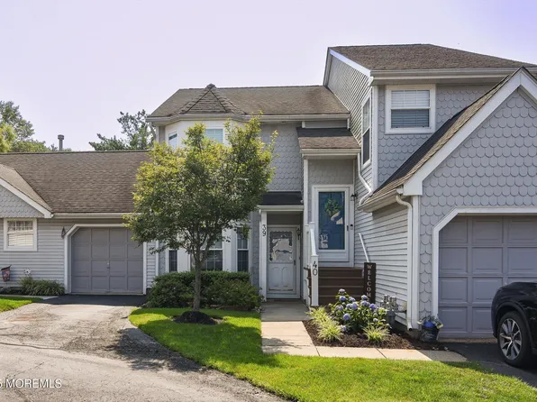 39 Poplar Place, Freehold, NJ 07728