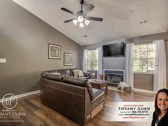 3rd image of 3256 Kingsmore Dr