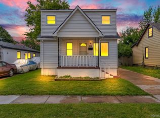 8716 Jewett Ave, Warren, MI 48089