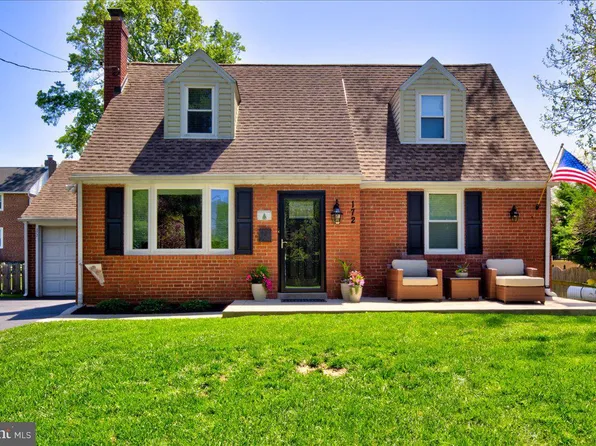 172 E Scenic Rd, Springfield, PA 19064