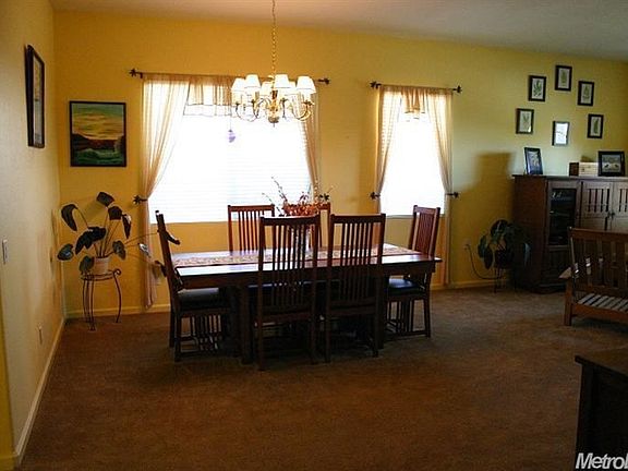 3rd image of 7814 Beck Ct