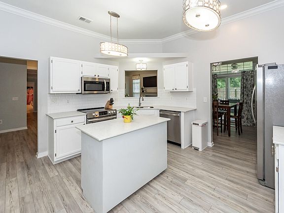 2nd image of 1231 Center Lake Dr