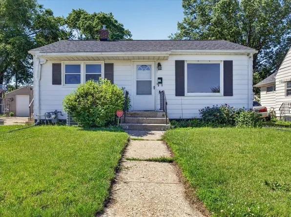 2724 Lawndale Ave, Rockford, IL 61101