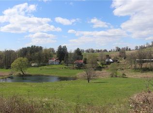 131 Frog Hollow Rd, Poughquag, NY 12570