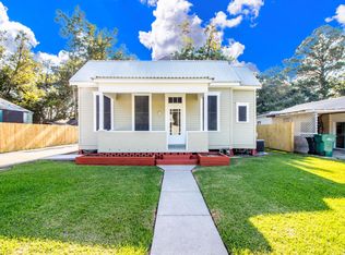 402 E 2nd St, Broussard, LA 70518