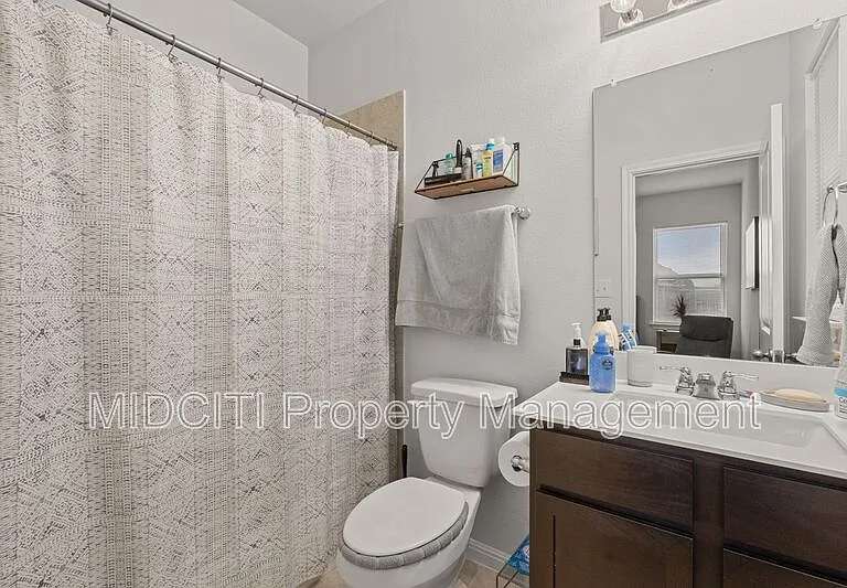 1216 Esplanade Pkwy — Photo 17