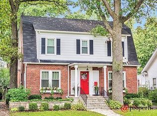 211 17th St, Wilmette, IL