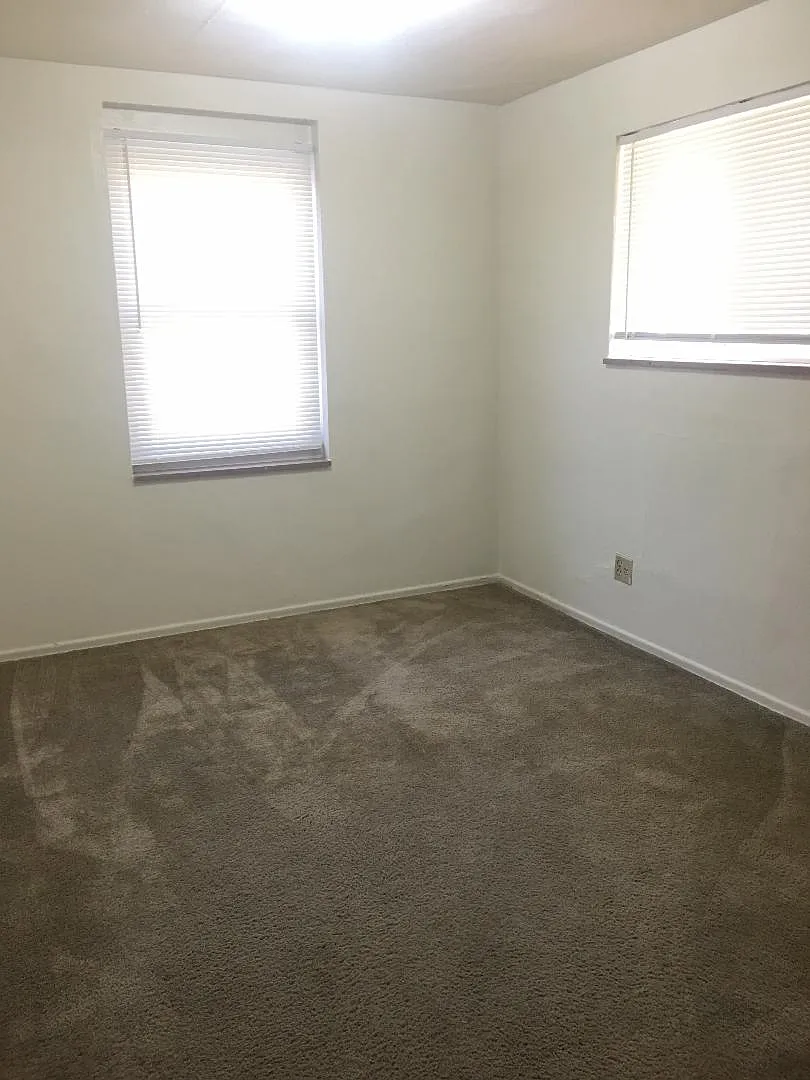 Parkdale Apartments, LLC — Photo 2